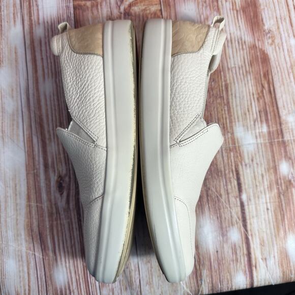 Vionic PENELOPE Womens Size 10 Tan Embossed Leather Leopard Casual Shoes Loafers - Picture 7 of 11